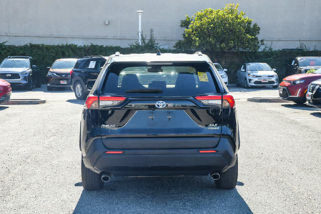 Certified 2023 Toyota RAV4 XLE AWD/4WD image 8