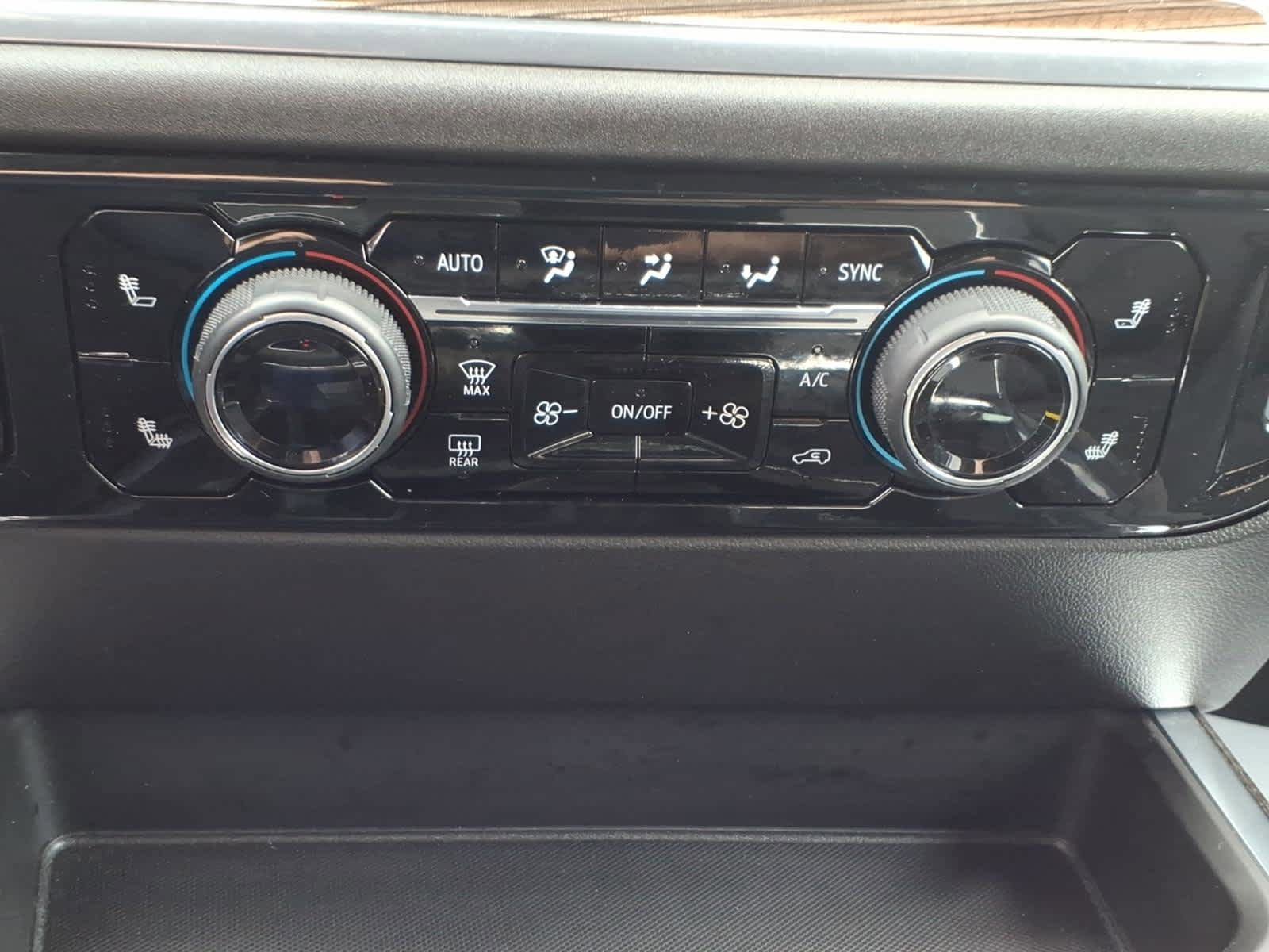 Used 2025 Chevrolet Silverado 1500 RST image 25