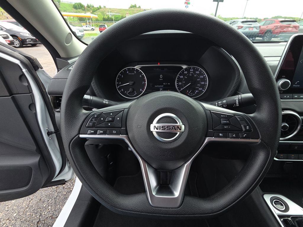 Used 2023 Nissan Sentra SV FWD image 17