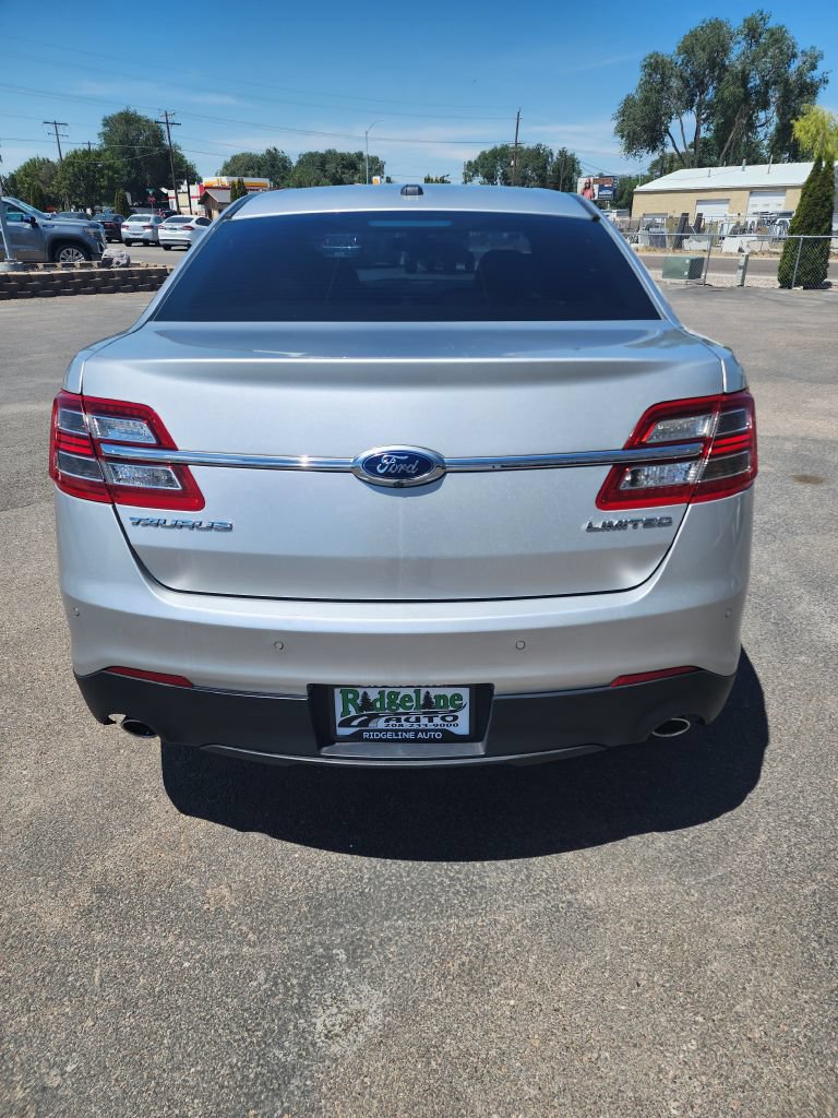 Used 2016 Ford Taurus Limited FWD image 5