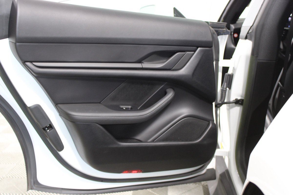 Used 2023 Porsche Taycan RWD image 16