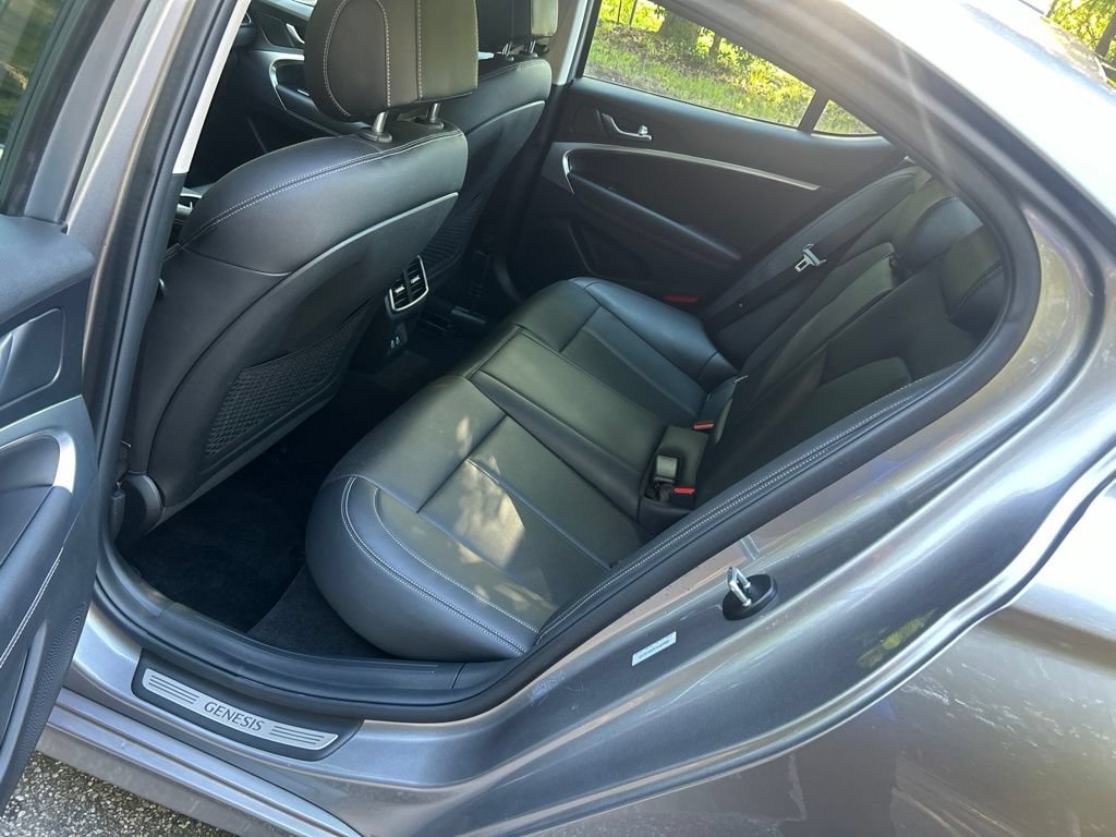 Used 2026 Genesis G70 2.5T RWD image 27