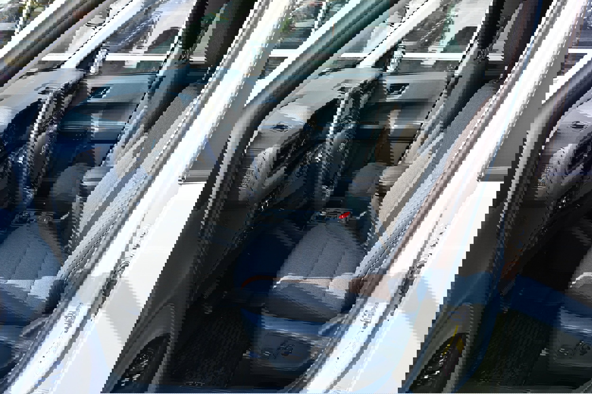 Used 2024 Ford Maverick XLT w/ XLT Luxury Package image 5