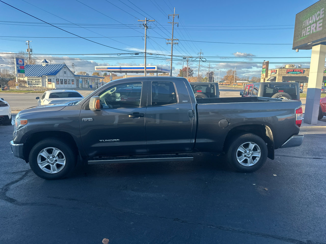 Used 2014 Toyota Tundra SR image 24