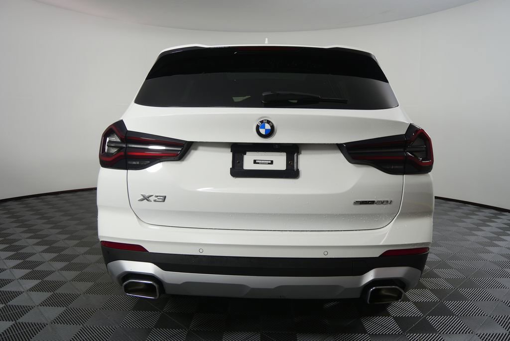 Used 2022 BMW X3 sDrive30i image 4