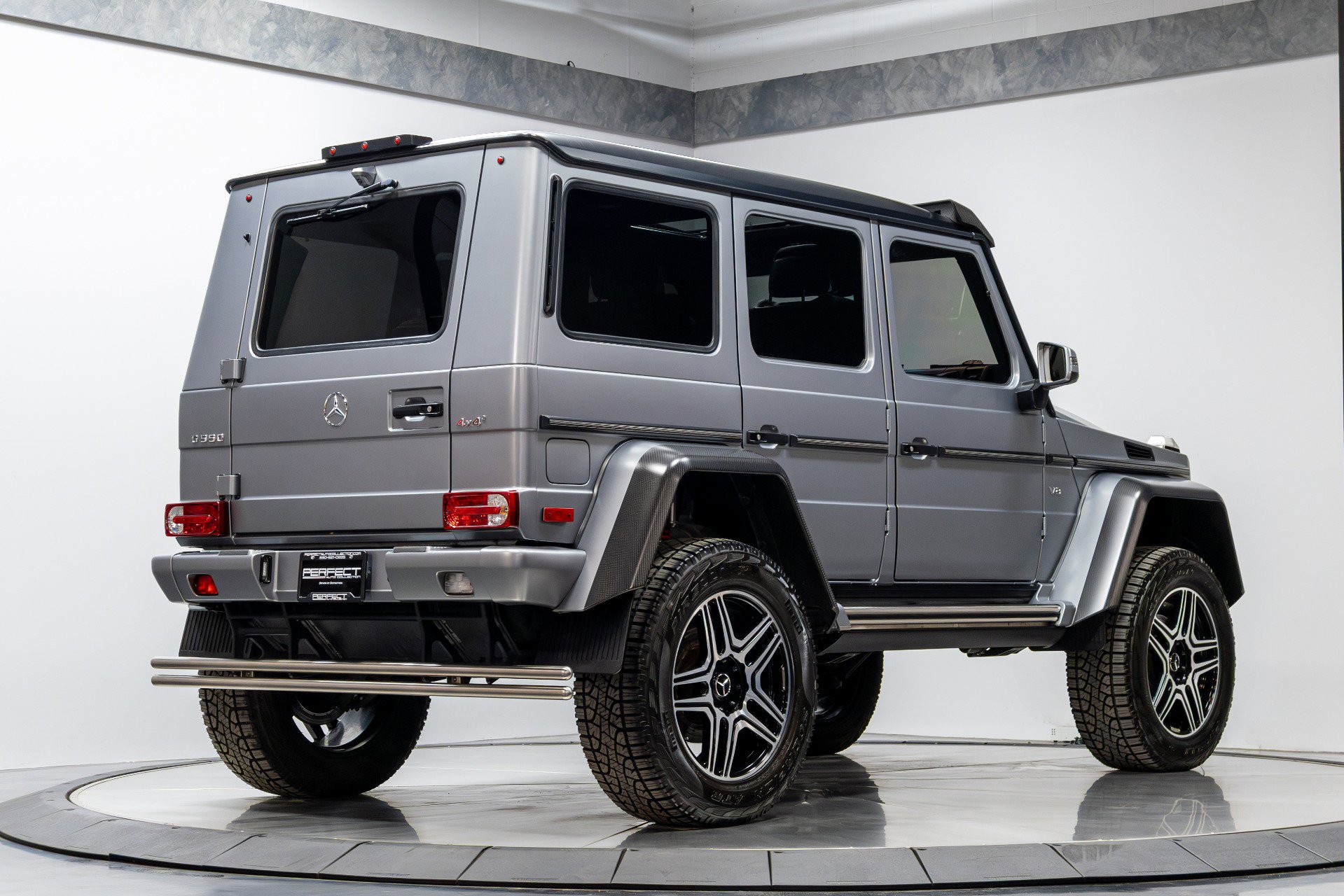 Used 2017 Mercedes-Benz G 550 Squared image 15
