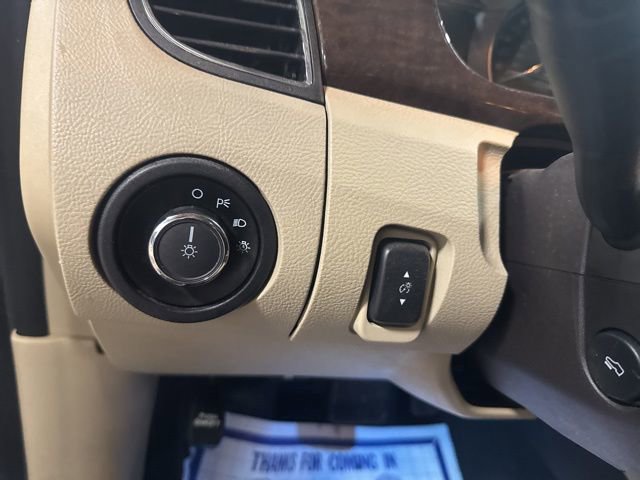 Used 2019 Ford Taurus Limited FWD image 22