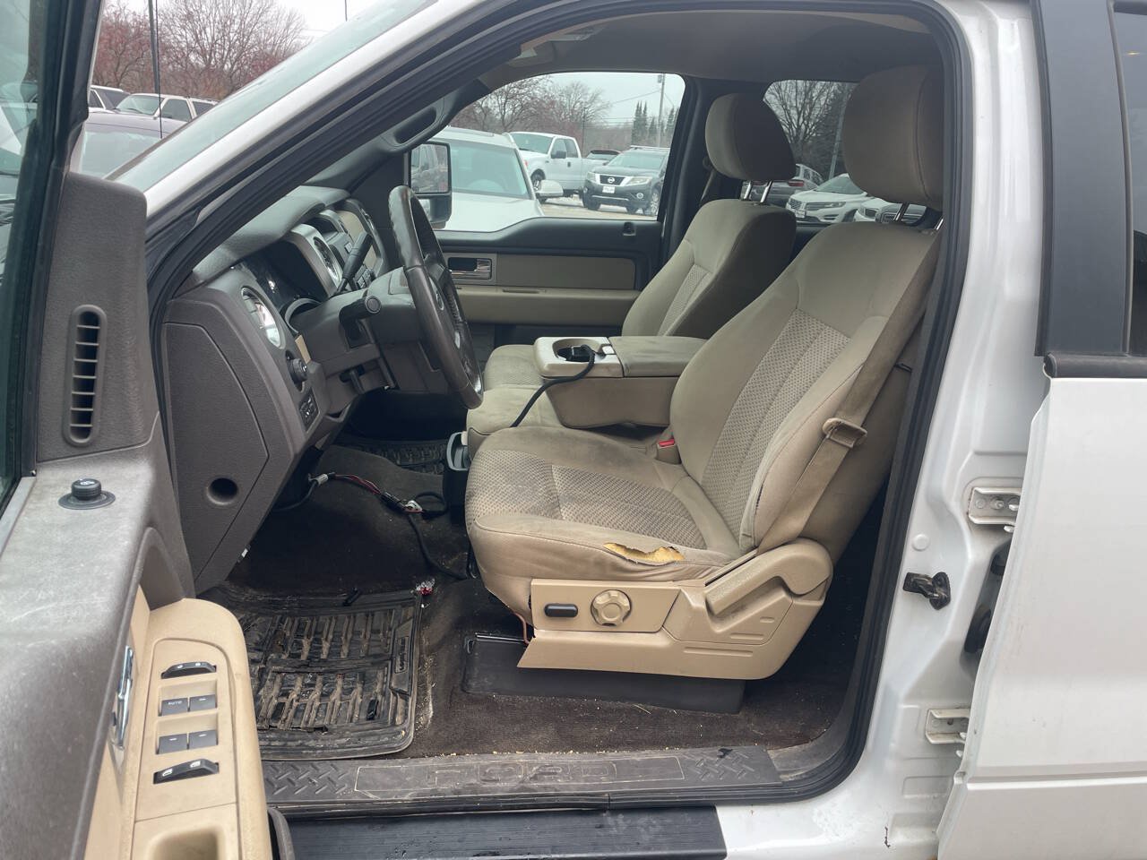 Used 2010 Ford F150 XLT AWD/4WD image 19
