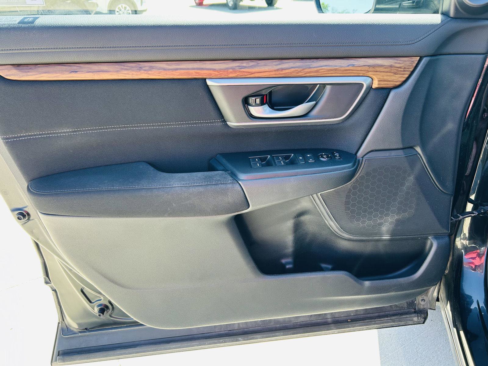 Used 2020 Honda CR-V EX image 11