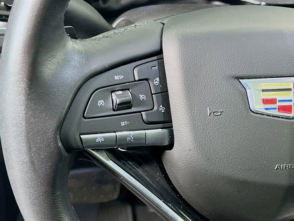 Used 2024 Cadillac XT6 Premium Luxury w/ Technology Package image 10