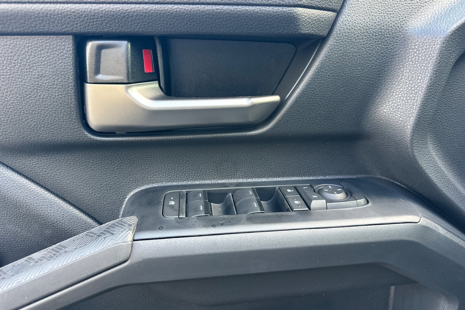 New 2025 Toyota Tacoma TRD Off-Road image 9