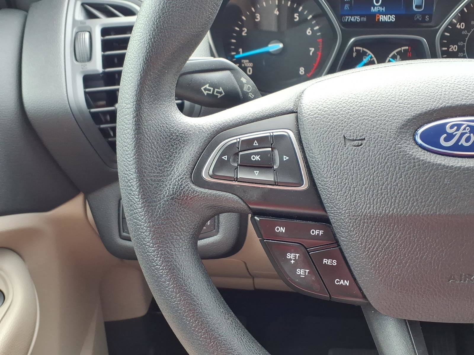 Used 2019 Ford Escape SE image 19