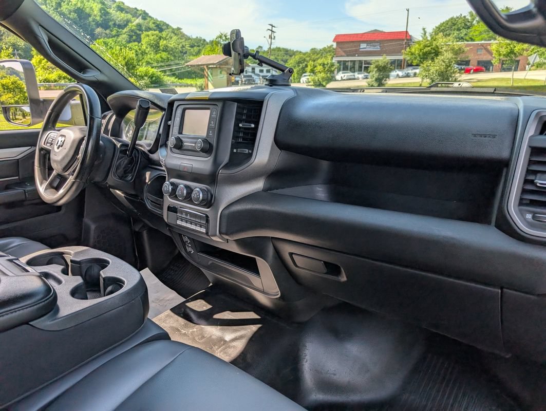 Used 2022 RAM 4500 Tradesman RWD image 19