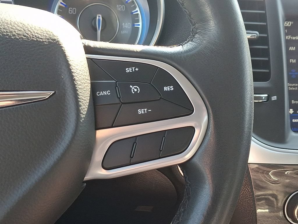 Used 2021 Chrysler 300 Touring w/ Driver Convenience Group RWD image 25