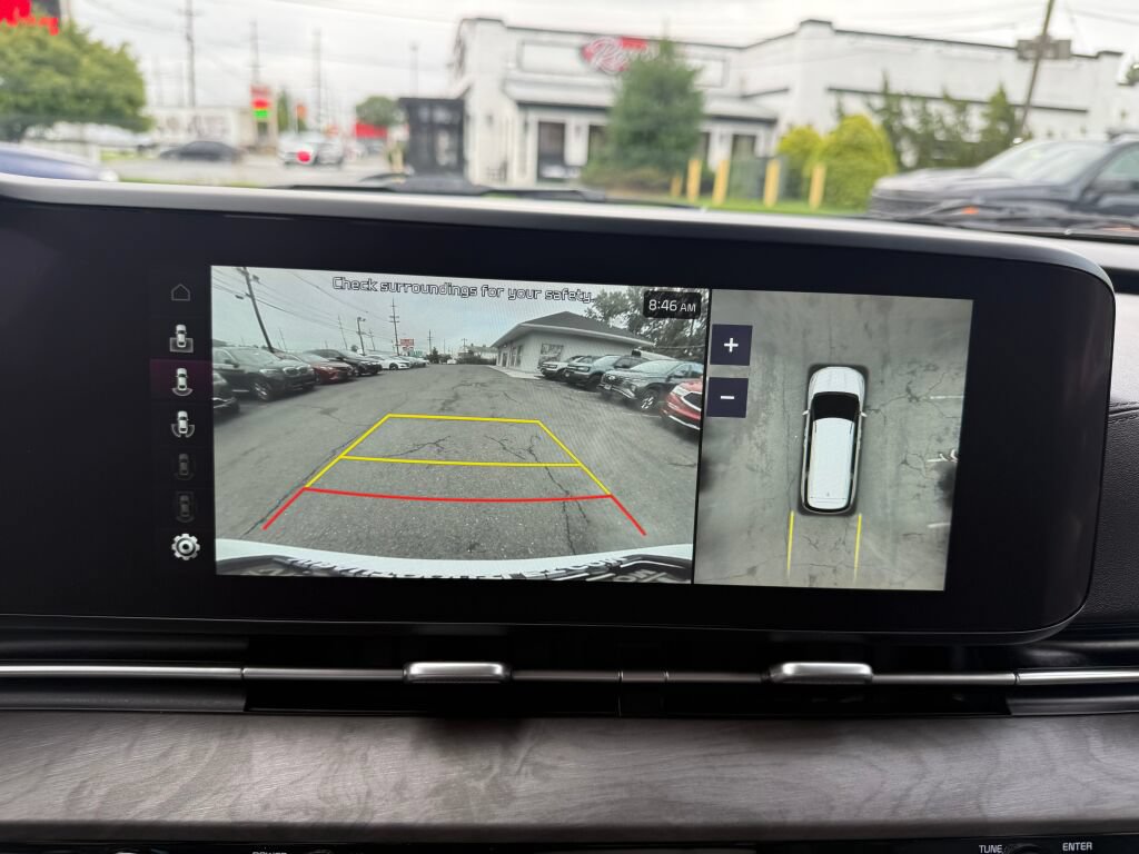 Used 2023 Kia Carnival SX FWD image 20