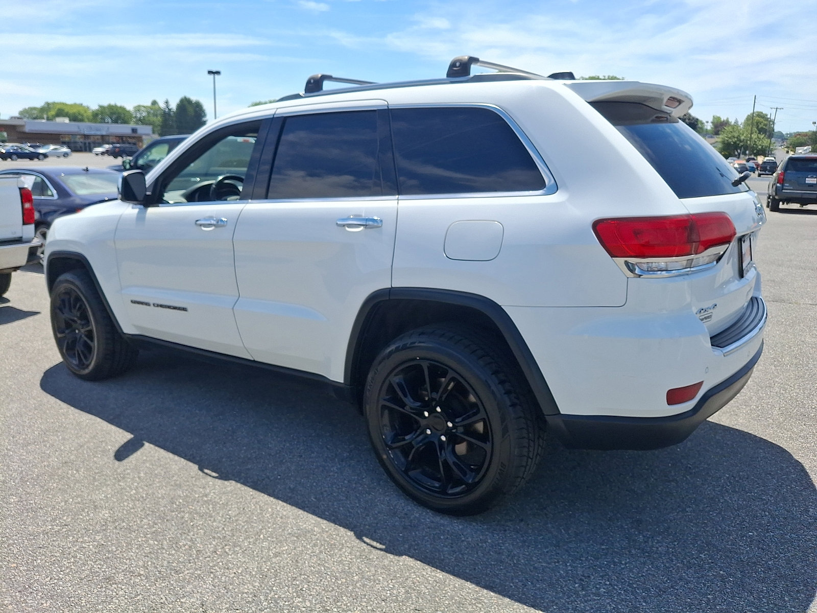 Used 2019 Jeep Grand Cherokee Limited AWD/4WD image 4