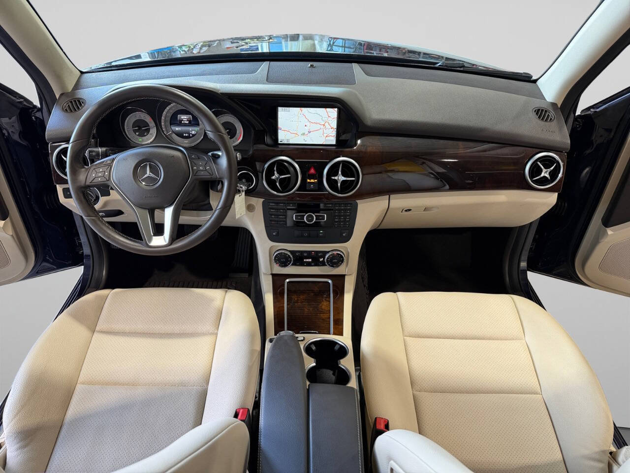 Used 2015 Mercedes-Benz GLK 350 4MATIC w/ Premium 1 Package image 12