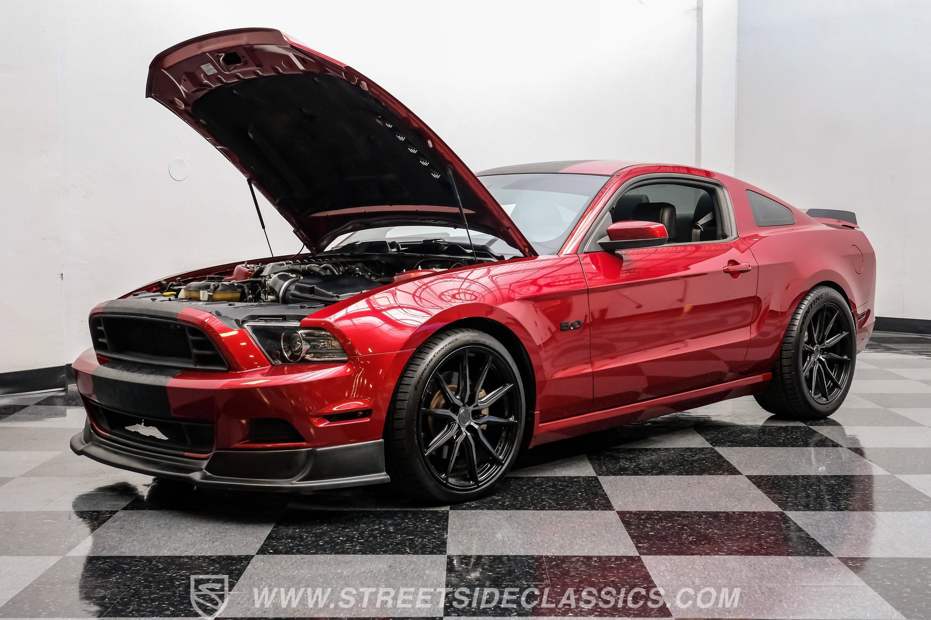 Used 2014 Ford Mustang GT Premium RWD image 36