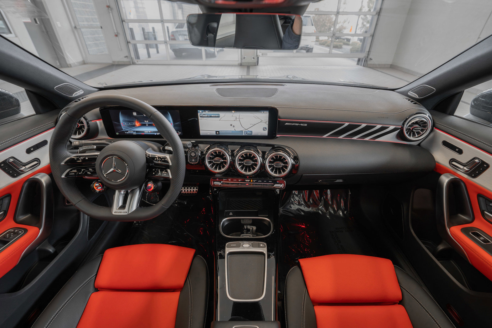 New 2025 Mercedes-Benz CLA 45 AMG 4MATIC image 8