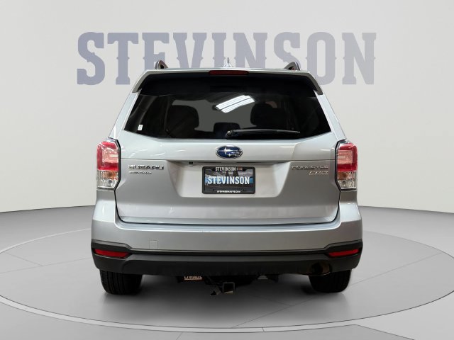 Used 2017 Subaru Forester 2.5i Premium w/ All-Weather Package AWD/4WD image 4