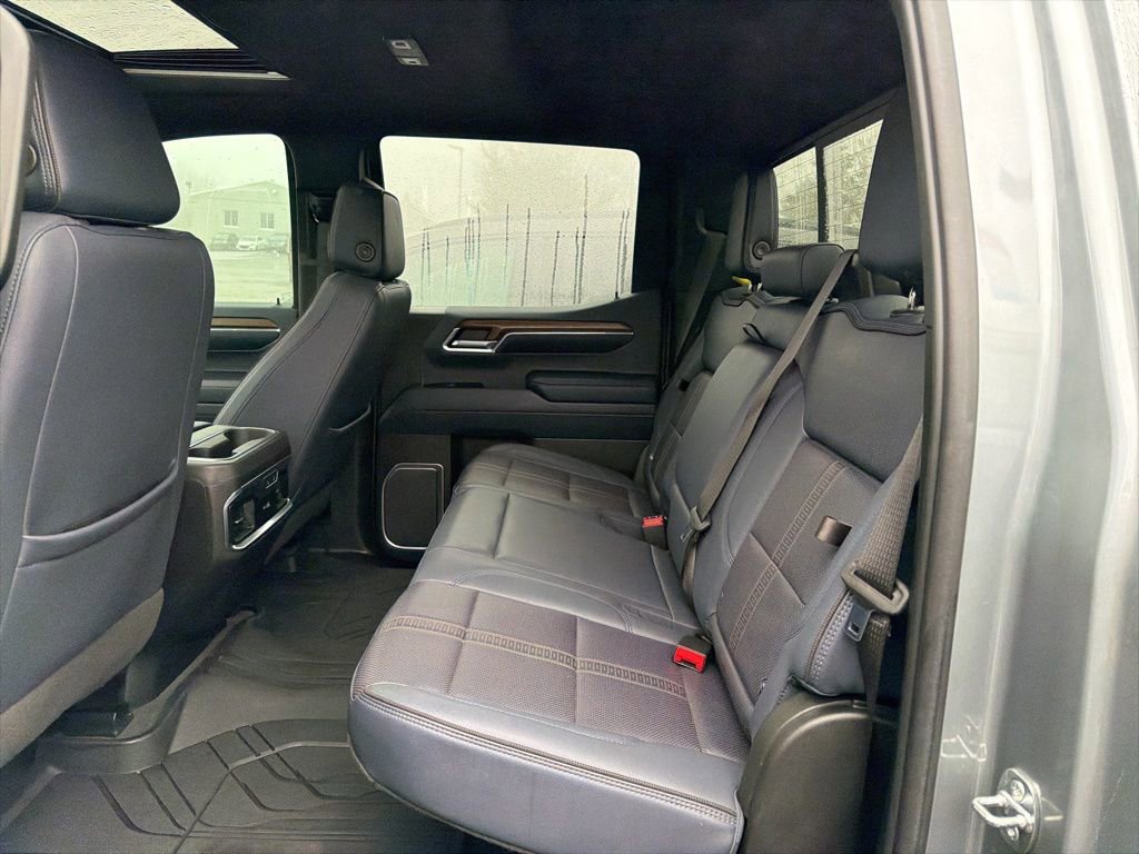 Used 2023 Chevrolet Silverado 1500 High Country w/ Z71 Off-Road Package image 12