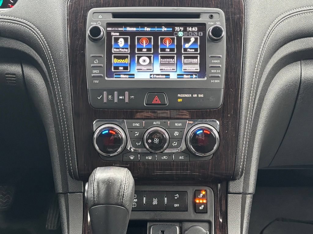 Used 2017 Chevrolet Traverse LT AWD/4WD image 23
