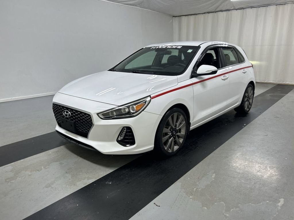 Used 2018 Hyundai Elantra GT Sport FWD image 5