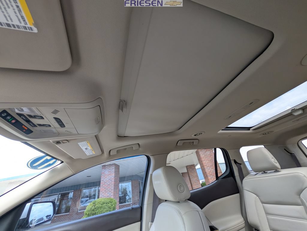 Used 2017 GMC Acadia Denali w/ Technology Package AWD/4WD image 14