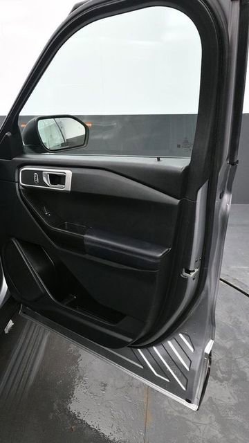 Used 2021 Ford Explorer 4WD image 9