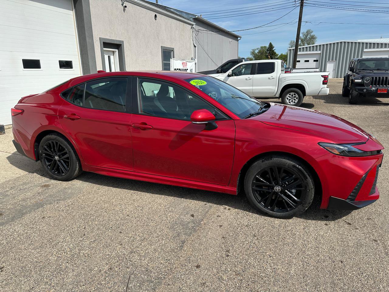 Used 2026 Toyota Camry SE w/ Convenience Package AWD/4WD image 1