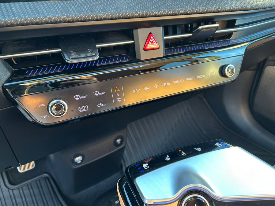 Used 2023 Kia EV6 GT-Line image 38