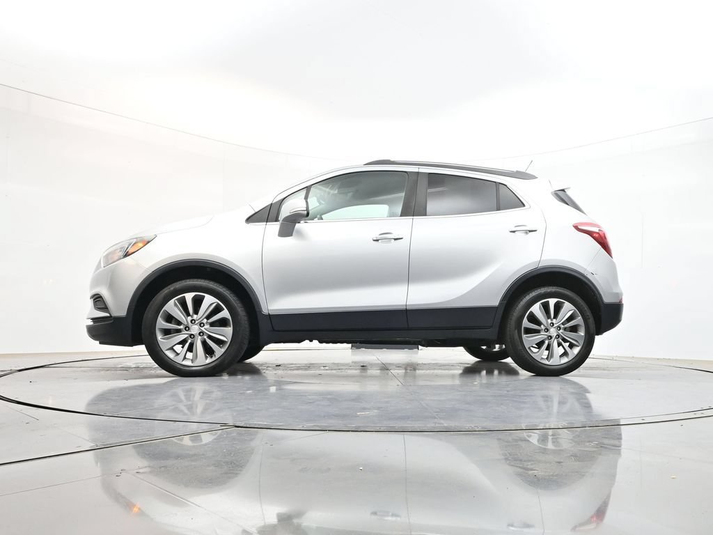 Used 2018 Buick Encore Preferred AWD/4WD image 35