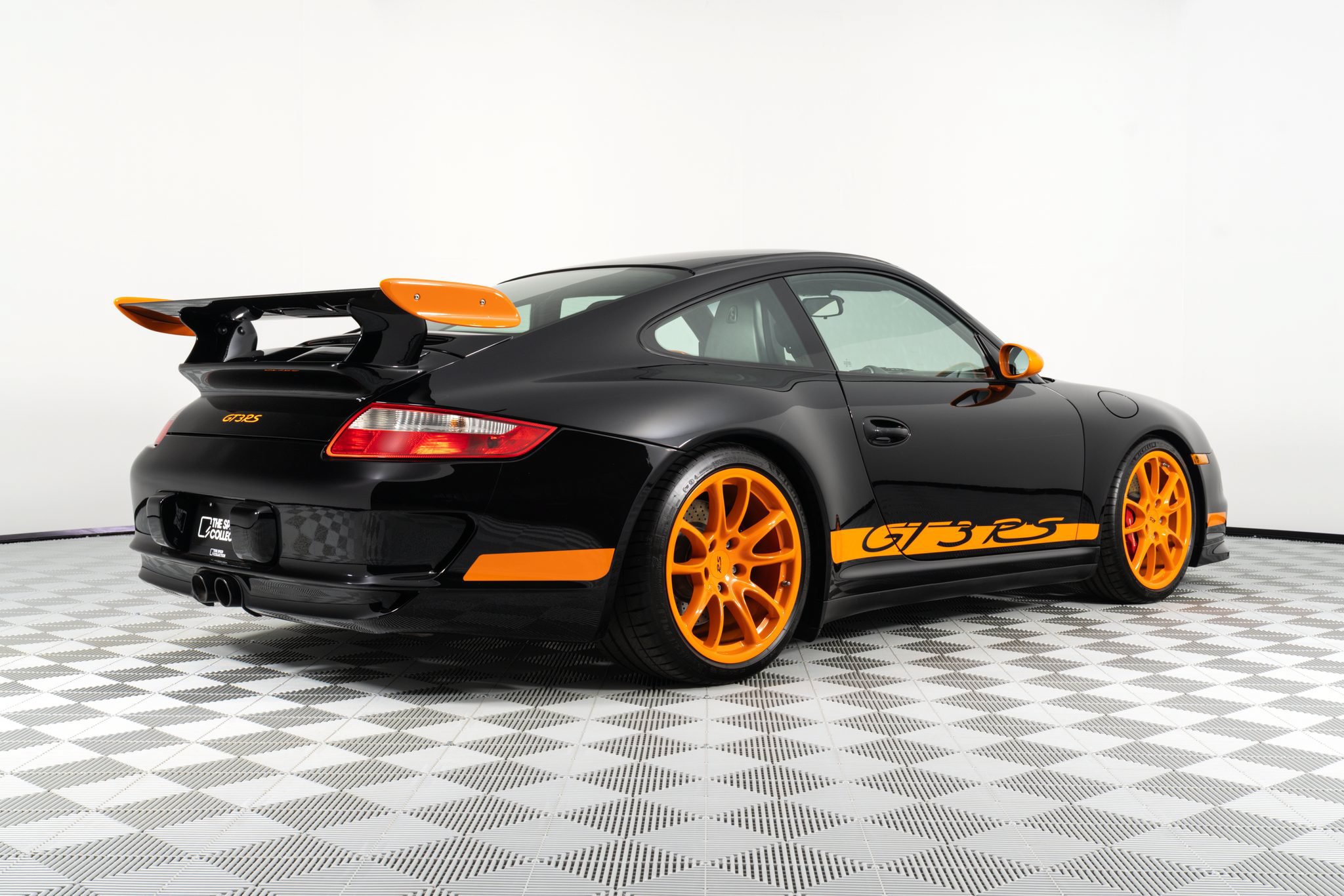Used 2007 Porsche 911 GT3 RS RWD image 8
