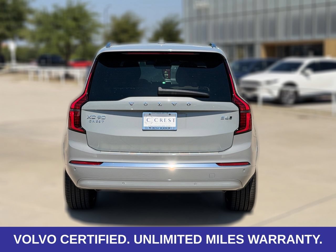 Certified 2026 Volvo XC90 B6 Plus w/ Protection Package Premier AWD/4WD image 8