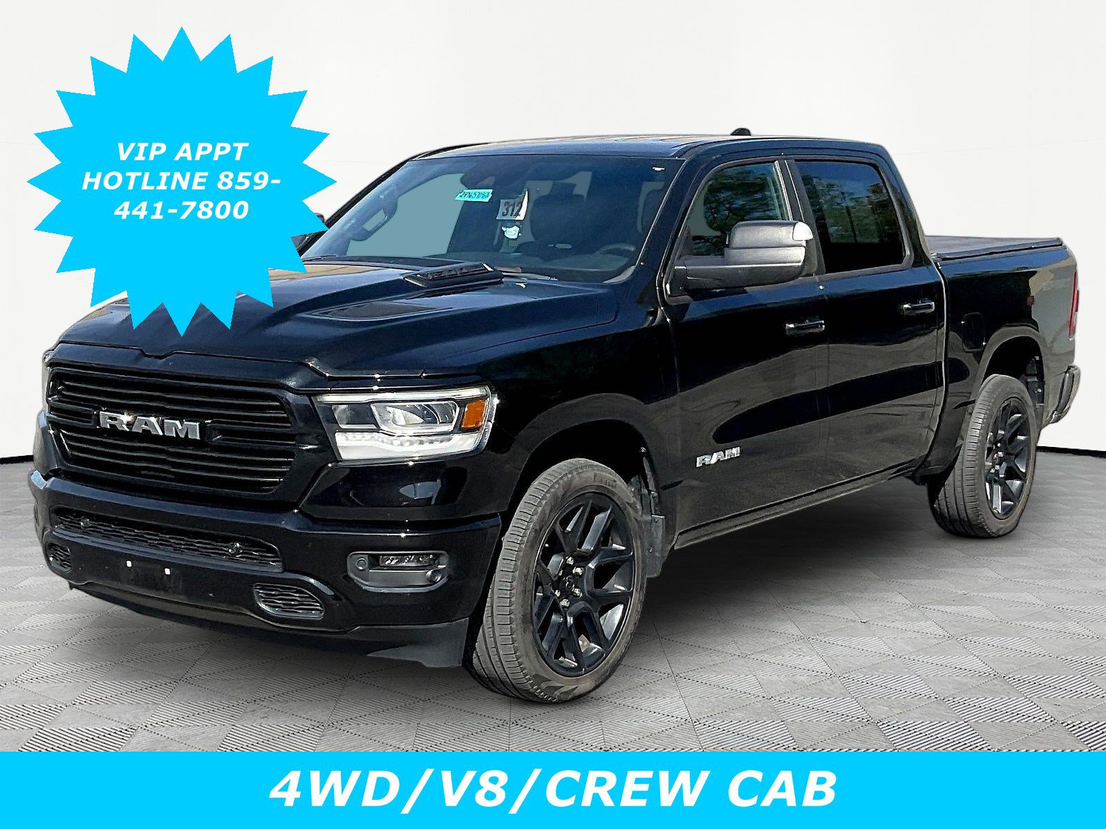 Used 2023 RAM 1500 Laramie AWD/4WD image 1