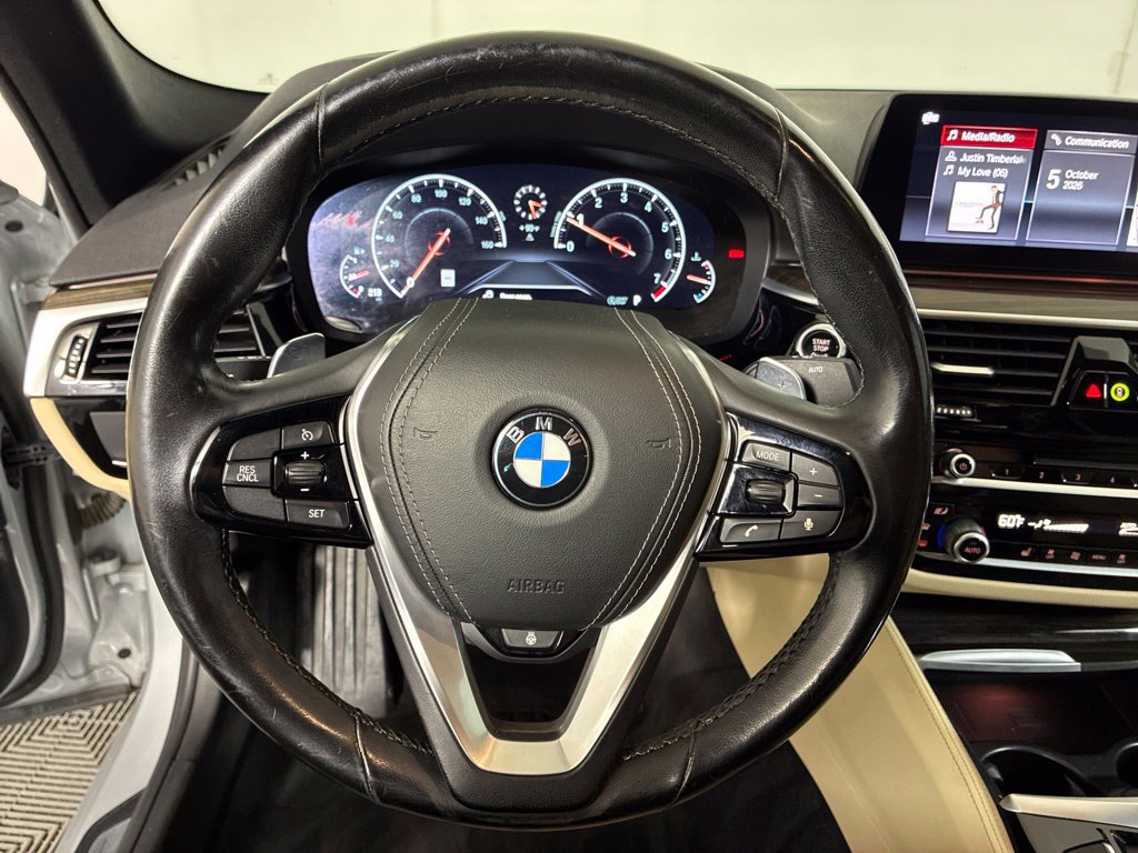 Used 2019 BMW 530i RWD image 14