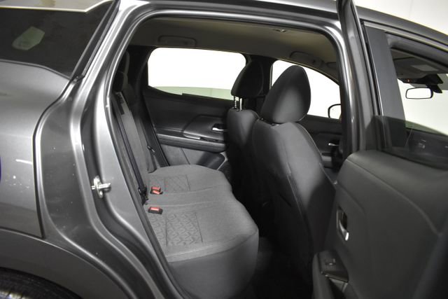 Certified 2025 Nissan Kicks SV AWD/4WD image 28