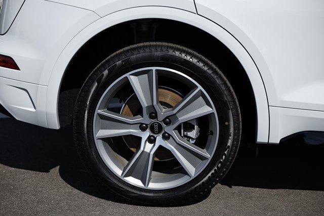 New 2025 Audi Q5 2.0T Premium image 6