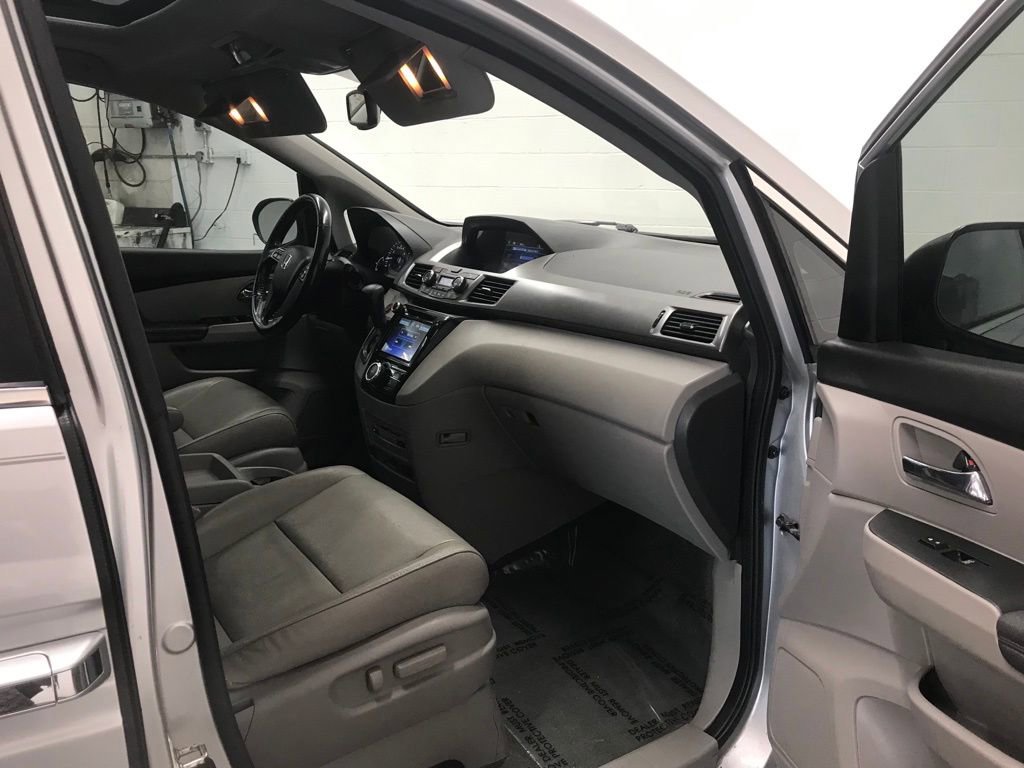 Used 2015 Honda Odyssey EX-L image 36