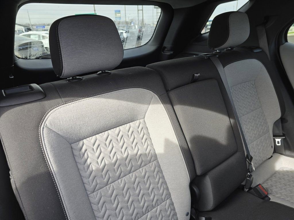 Used 2024 Chevrolet Equinox LT image 16