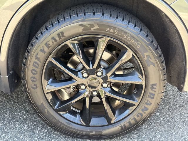 Used 2018 Dodge Durango R/T w/ Blacktop Package AWD/4WD image 11