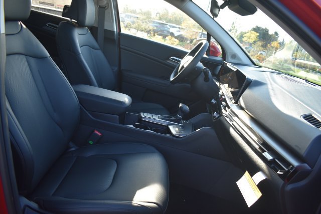 New 2027 Kia Sportage EX FWD image 13
