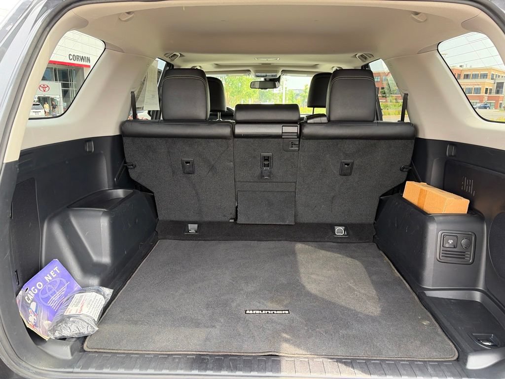 Used 2023 Toyota 4Runner Limited AWD/4WD image 19