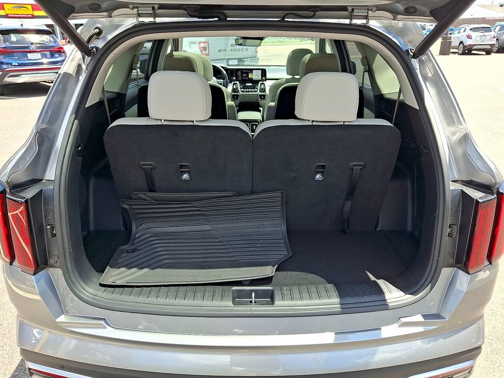 Used 2023 Kia Sorento SX Prestige w/ Panoramic Sunroof Package AWD/4WD image 32