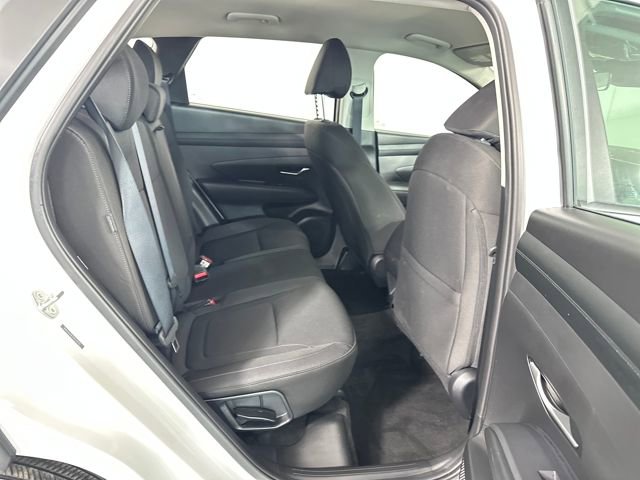 Certified 2025 Hyundai Tucson SE image 27
