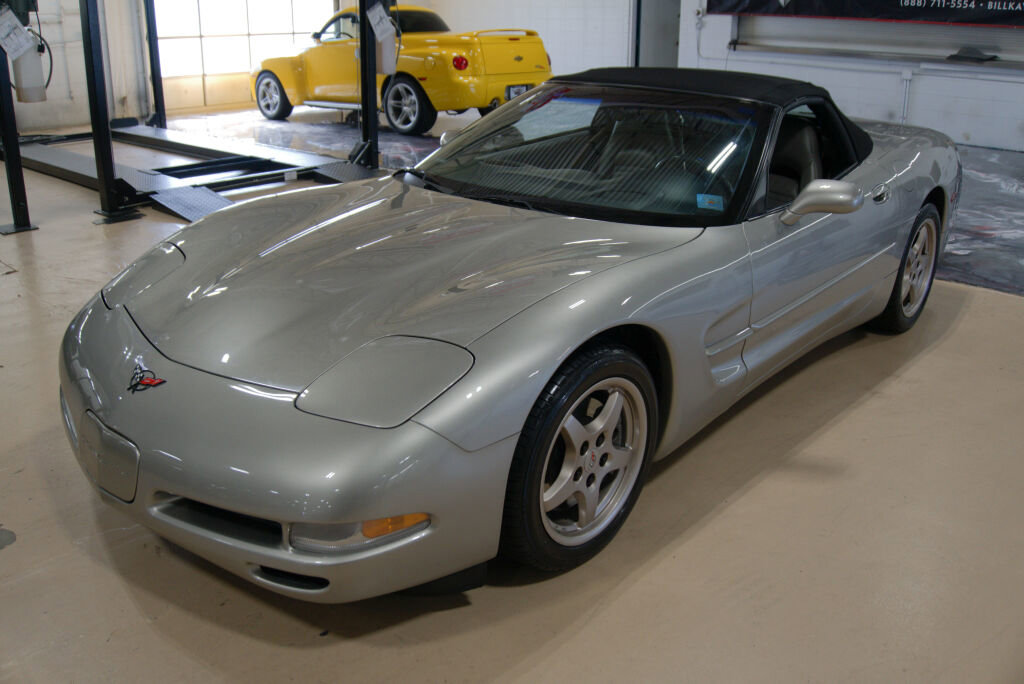 Used 2001 Chevrolet Corvette Convertible w/ Preferred Equipment Group2 image 1