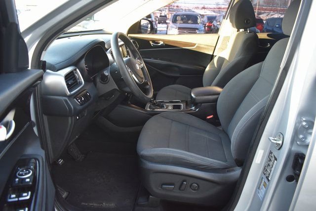 Used 2019 Kia Sorento LX image 13