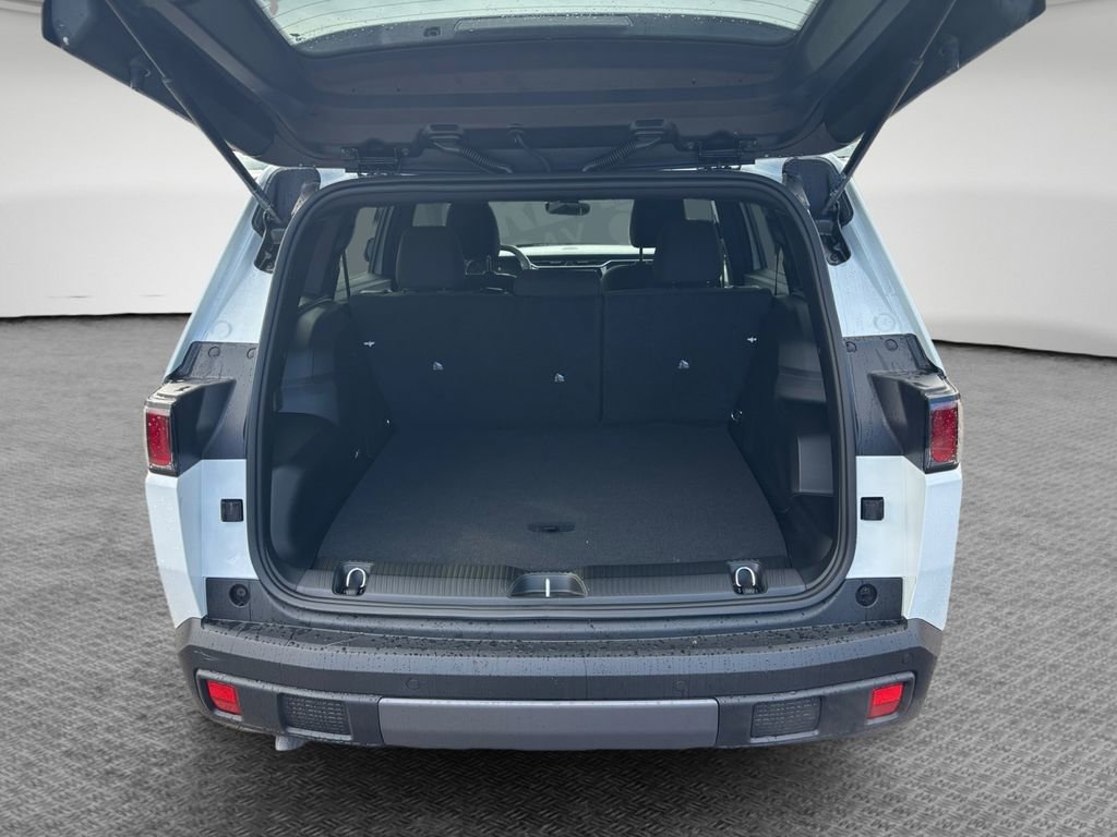 New 2026 Jeep Cherokee Laredo image 23