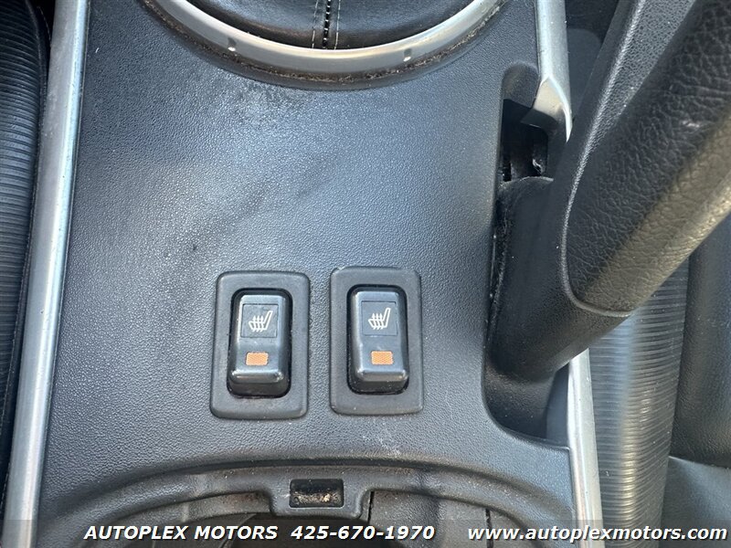 Used 2004 MAZDA RX-8 w/ MT Grand Touring Pkg RWD image 21