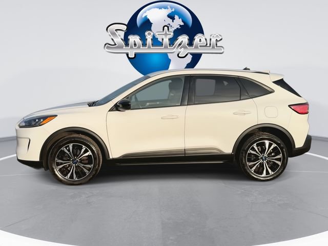 Used 2022 Ford Escape SE w/ SE Sport Appearance Package image 6